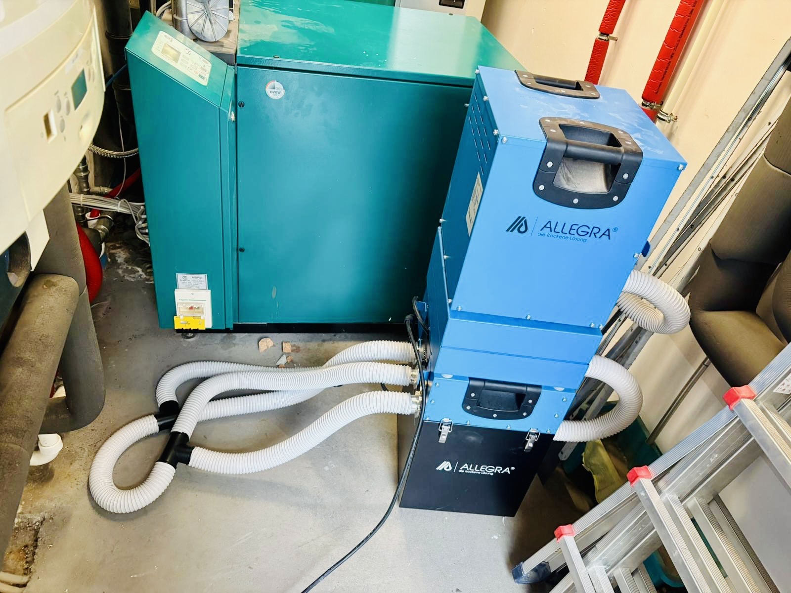 Technische Bautrocknung nach Wasserschaden